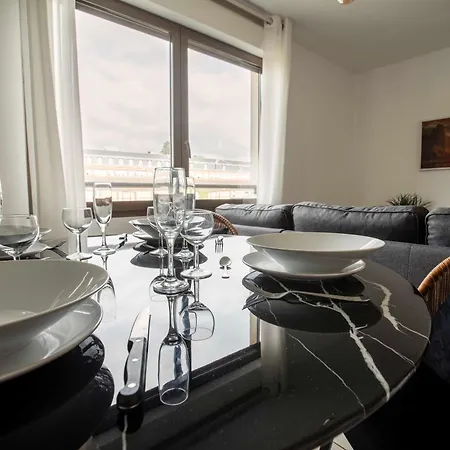 Apartamento Gare Avec Parking *